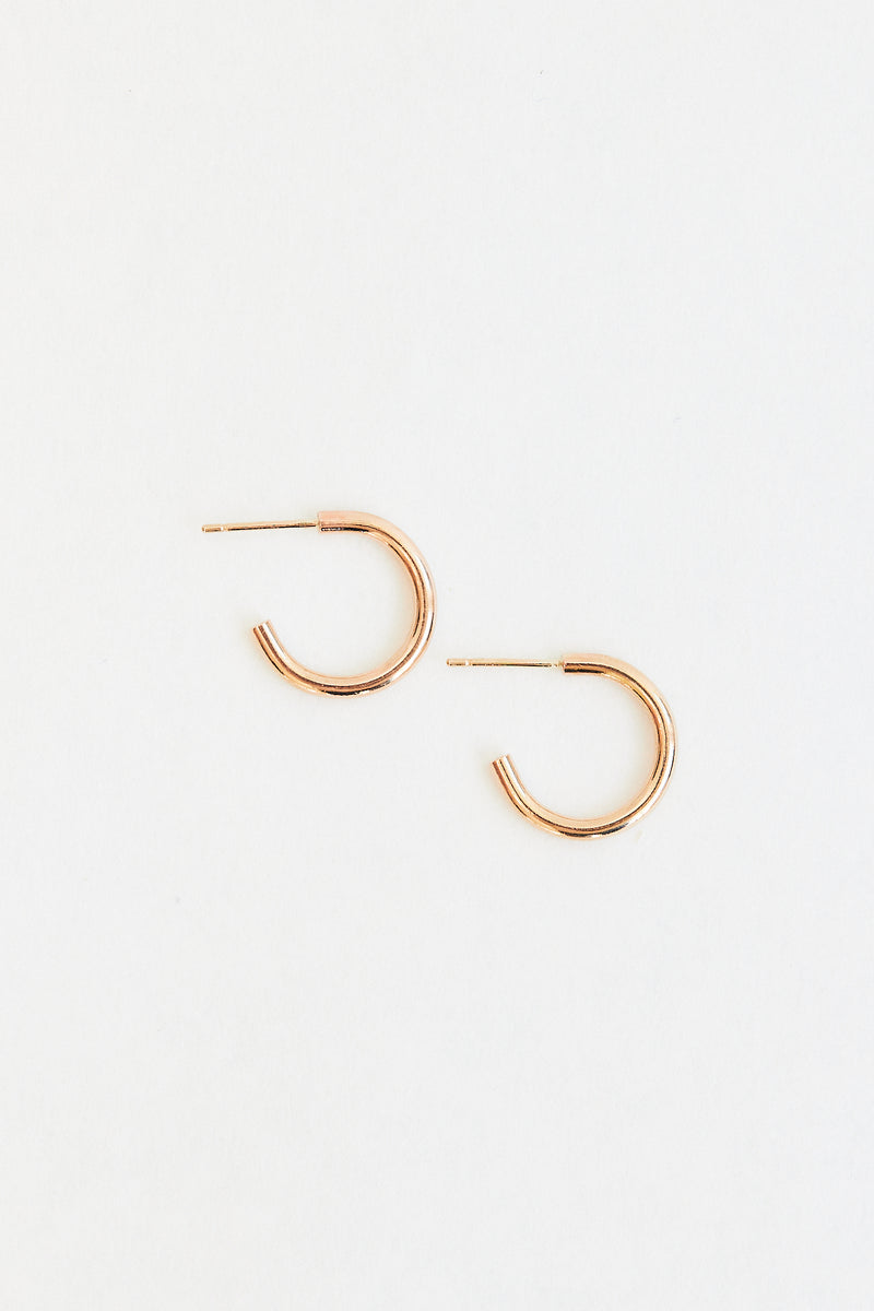 Kara Yoo Arlo Small Hoops, Yellow Gold