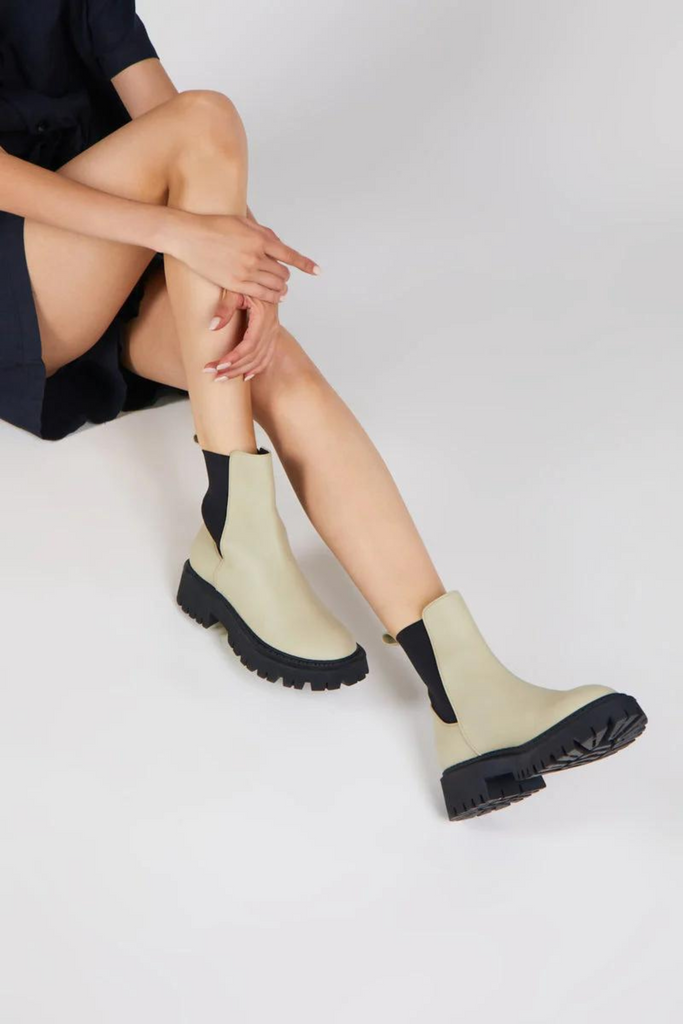 Intentionally Blank - Guided Boot - Taupe - Parc Shop