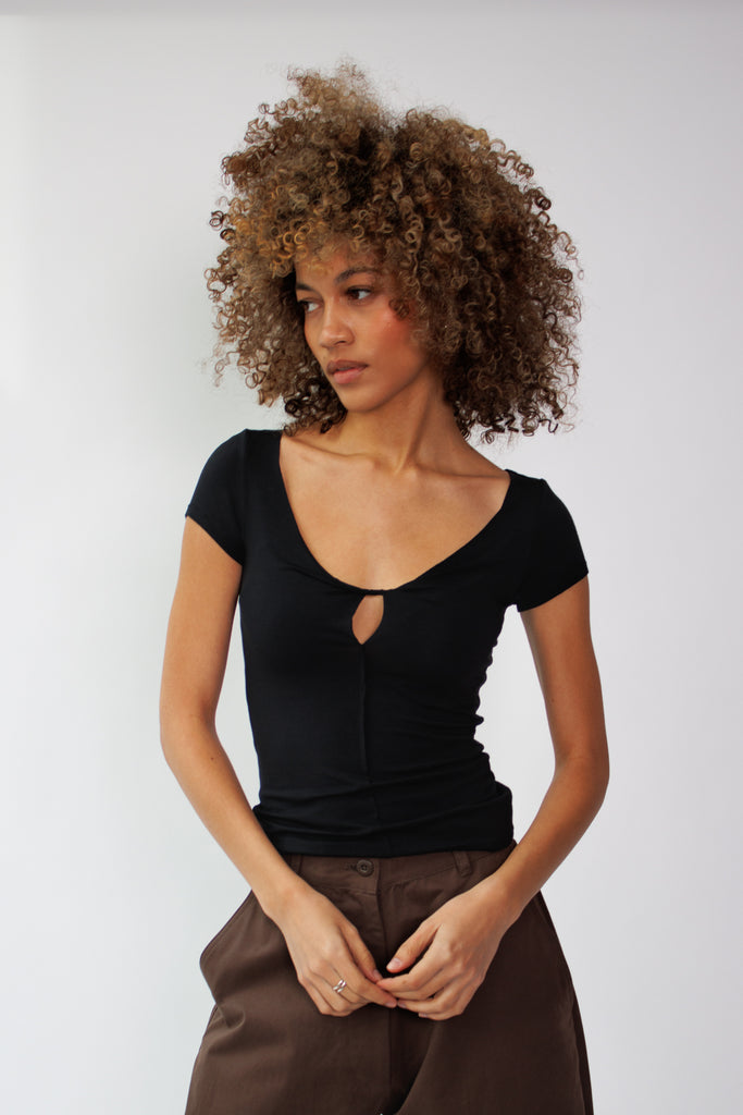 Geel Connor Top in Black at Parc Shop | Minneapolis, MN