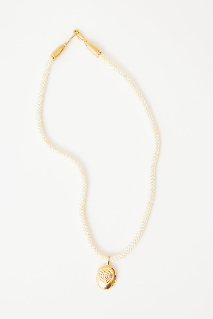 Kara Yoo - Sand Nautilus Silk Necklace - Gold - Parc Shop