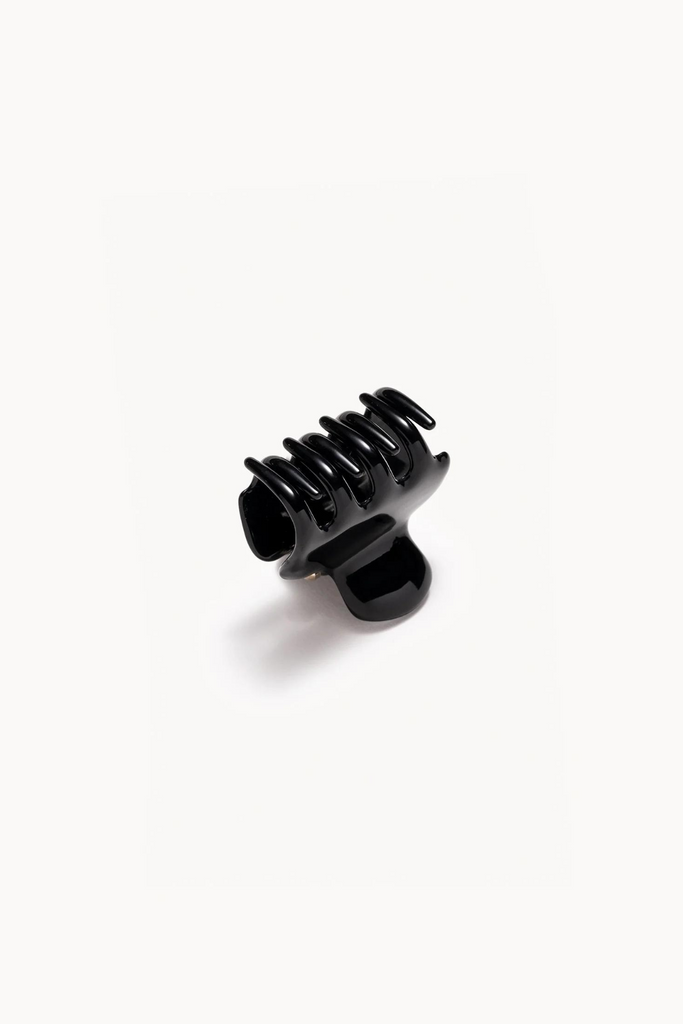 Undo 2" Claw Clip in Jet Black at Parc Shop | Minneapolis, MN